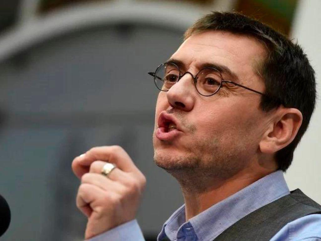 Justicia española abre causa por blanqueo de capitales contra Juan Carlos Monedero, un hombre cercano al gobierno hondureño