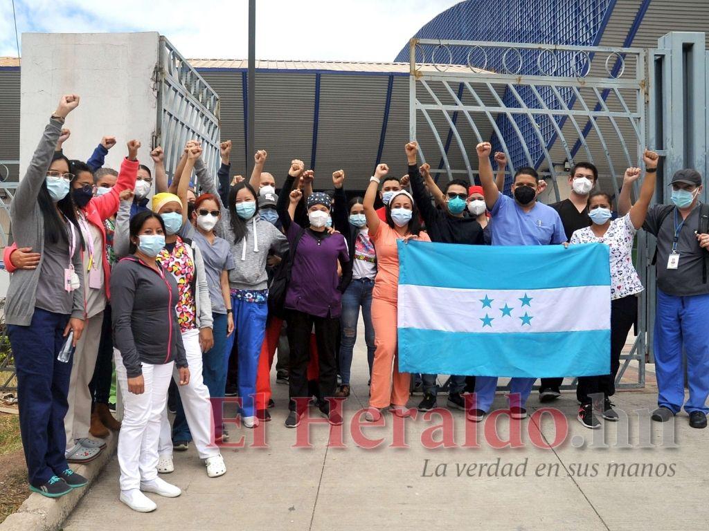 Paralizan jornadas de vacunación anticovid por falta de acuerdos