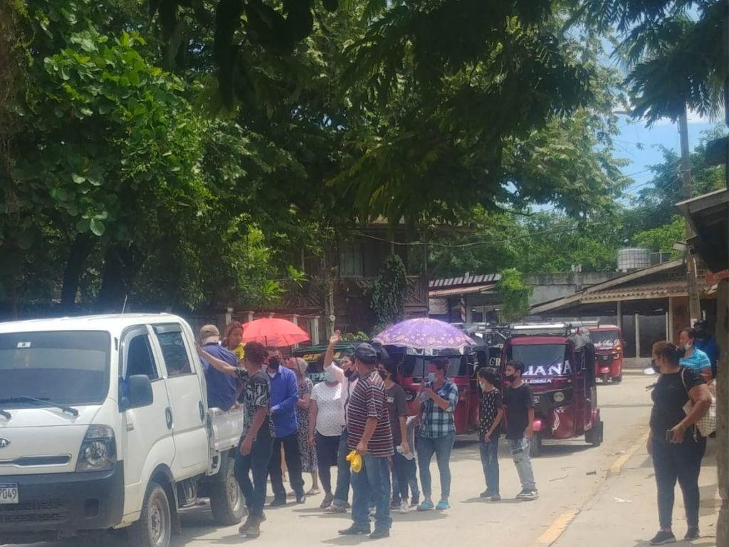 Dan último adiós a Wilson Pérez, el agresor de mujer policía abatido en confuso tiroteo