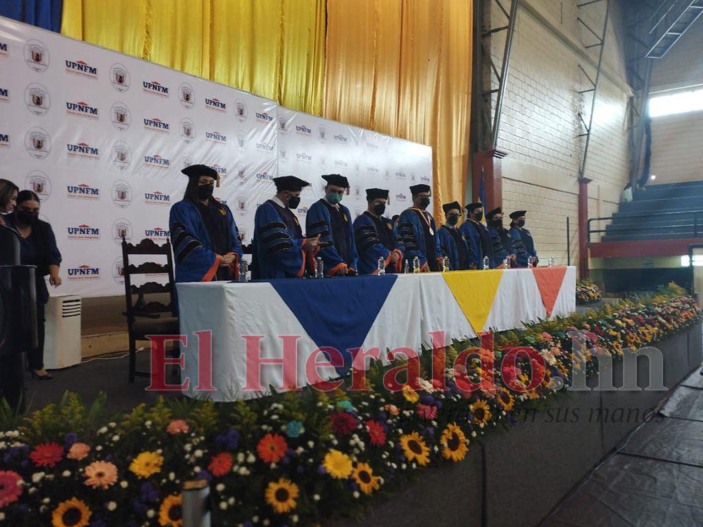 UPNFM gradúa más de 200 nuevos profesionales en Tegucigalpa