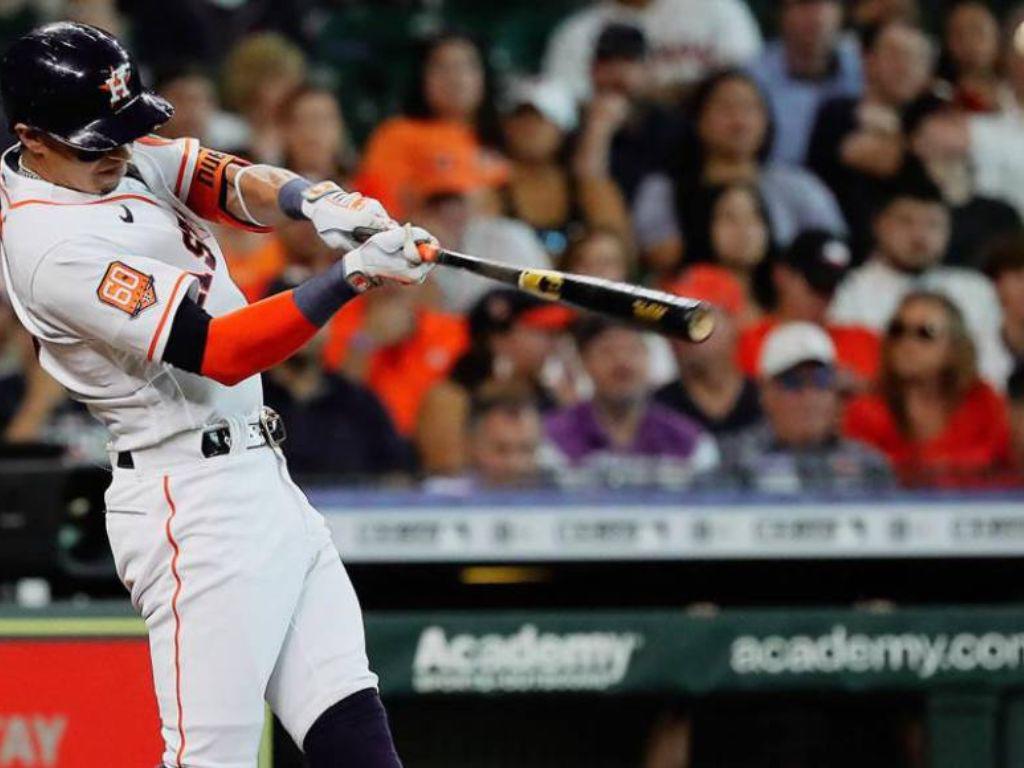 Mauricio Dubón realizó hit de dos carreras en el Yankee Stadium en empate de los Astros