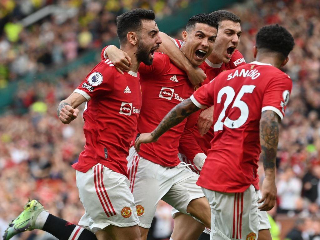 VIDEO: Cristiano acerca al Manchester  a la zona Champions tras anotar triplete