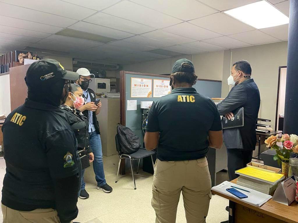 Investigan supuesta defraudación de 230 millones de lempiras en Hondutel