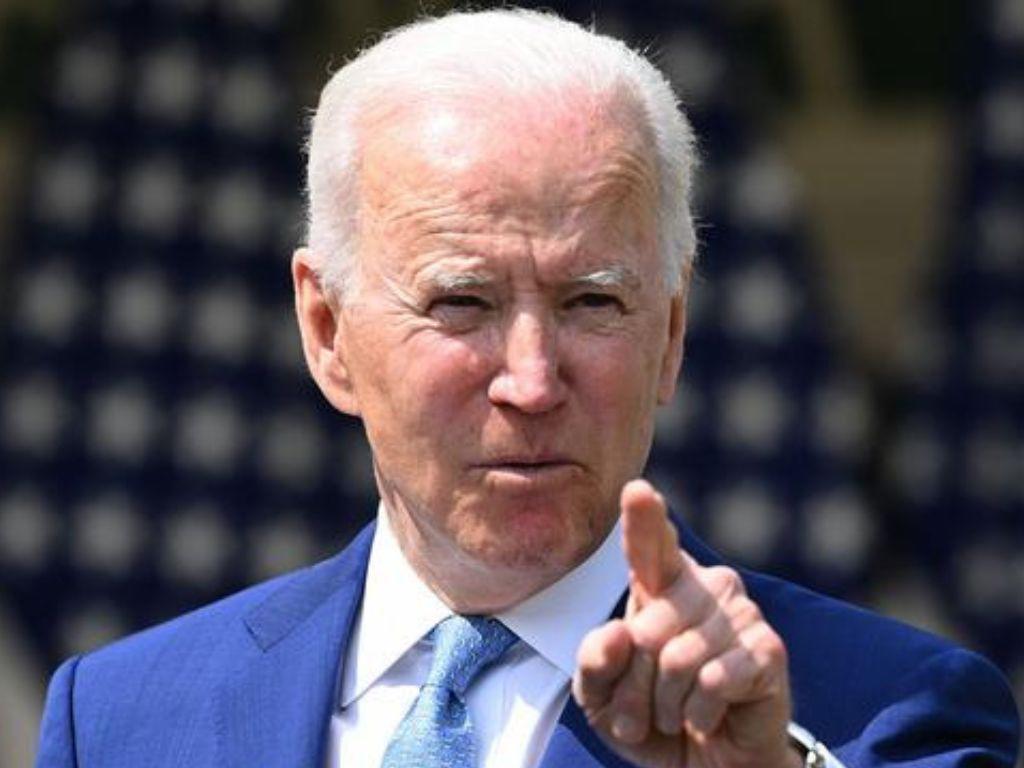 Joe Biden restablecerá la protección sanitaria para personas trans eliminada por Trump
