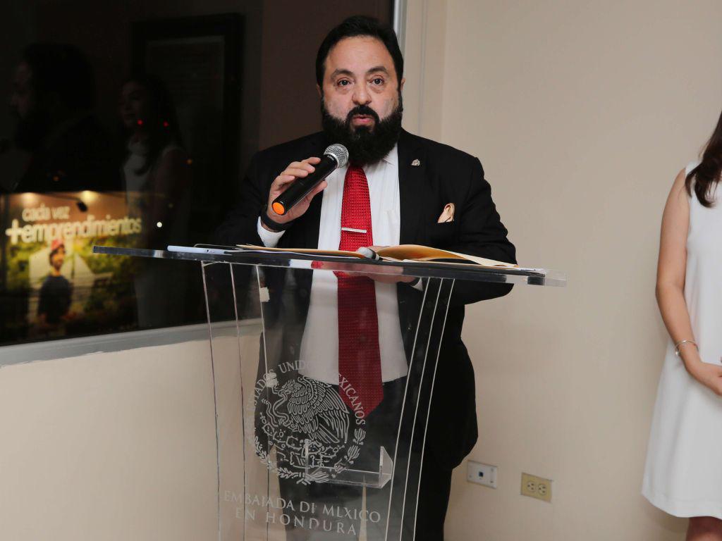 Luis Redondo debe remitir informe al Ministerio Público, sugiere Mauricio Villeda