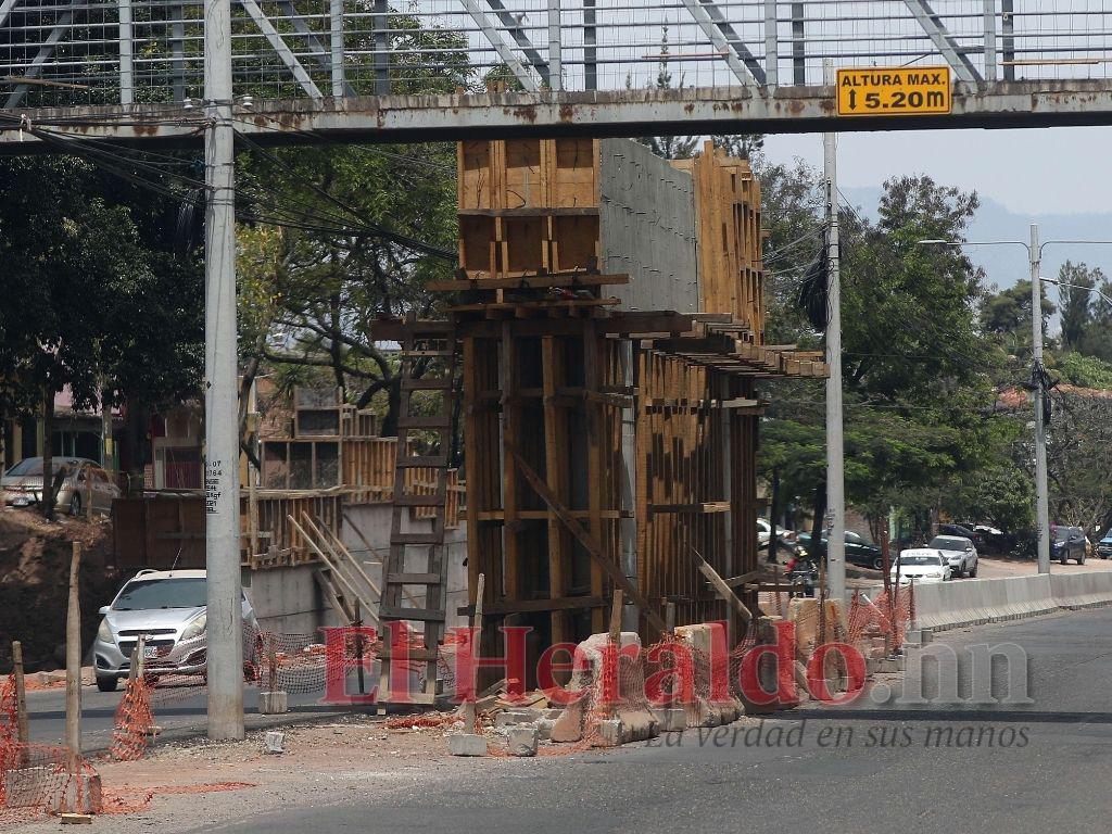 Alcaldía mantiene abandonadas obras inconclusas heredadas