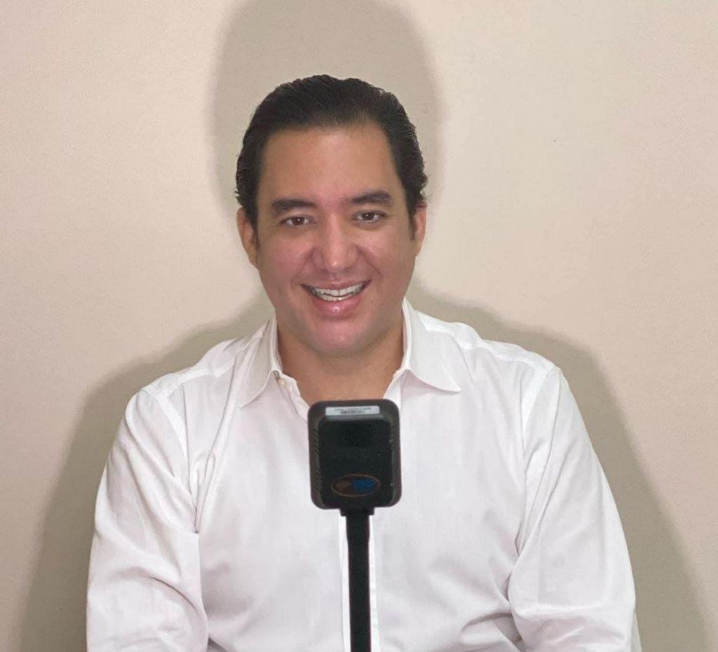 Empleados de salud protestan por falta de pago tras el reajuste salarial