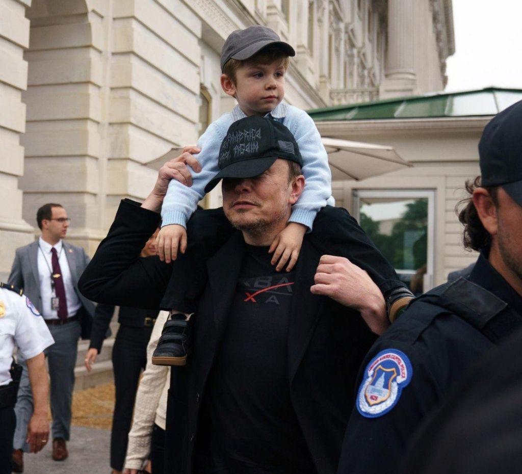 De aliado incondicional a asesor descontento, Elon Musk dice adiós a Washington