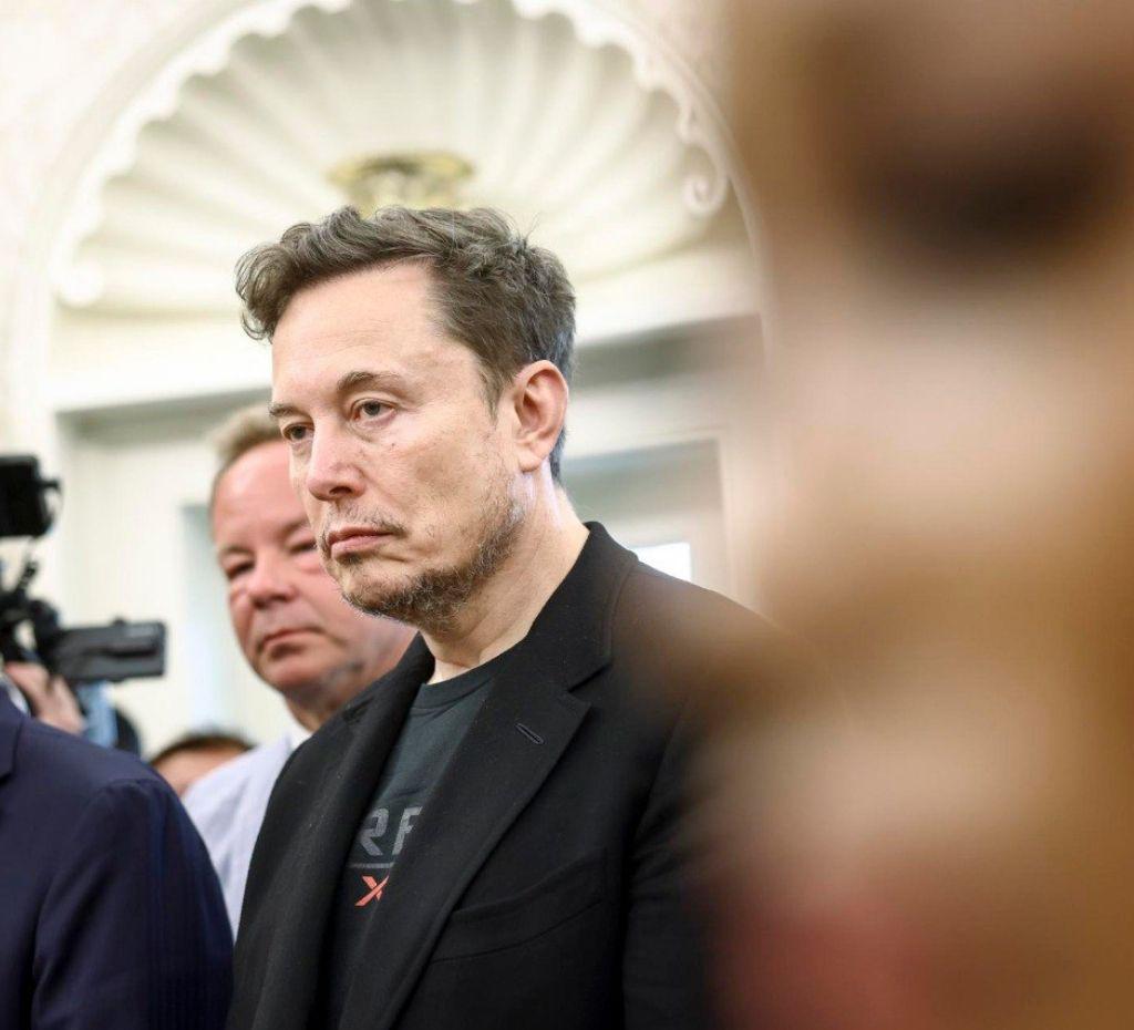 De aliado incondicional a asesor descontento, Elon Musk dice adiós a Washington