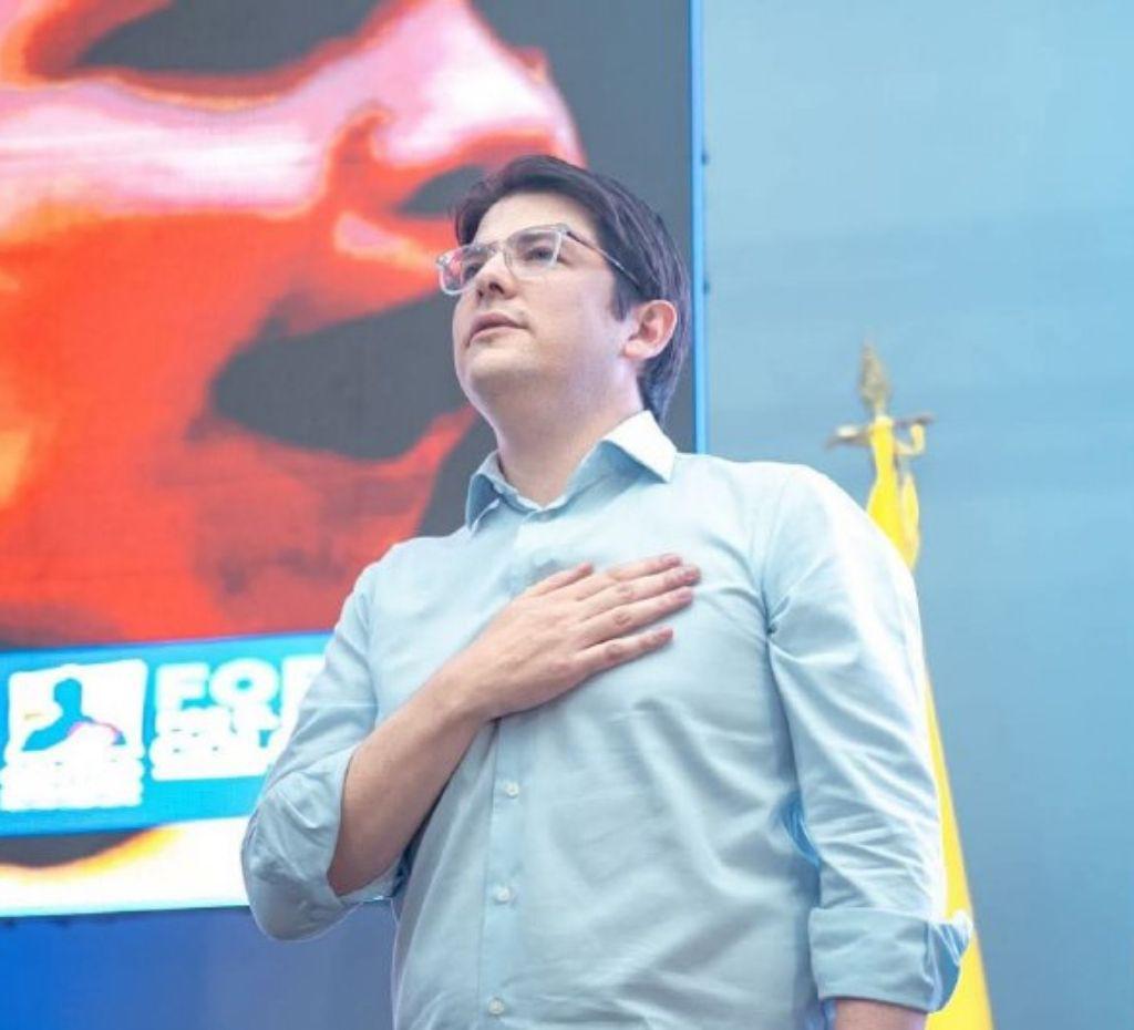 ¿Quién es Miguel Uribe Turbay, el senador que fue atacado a disparos en Colombia?