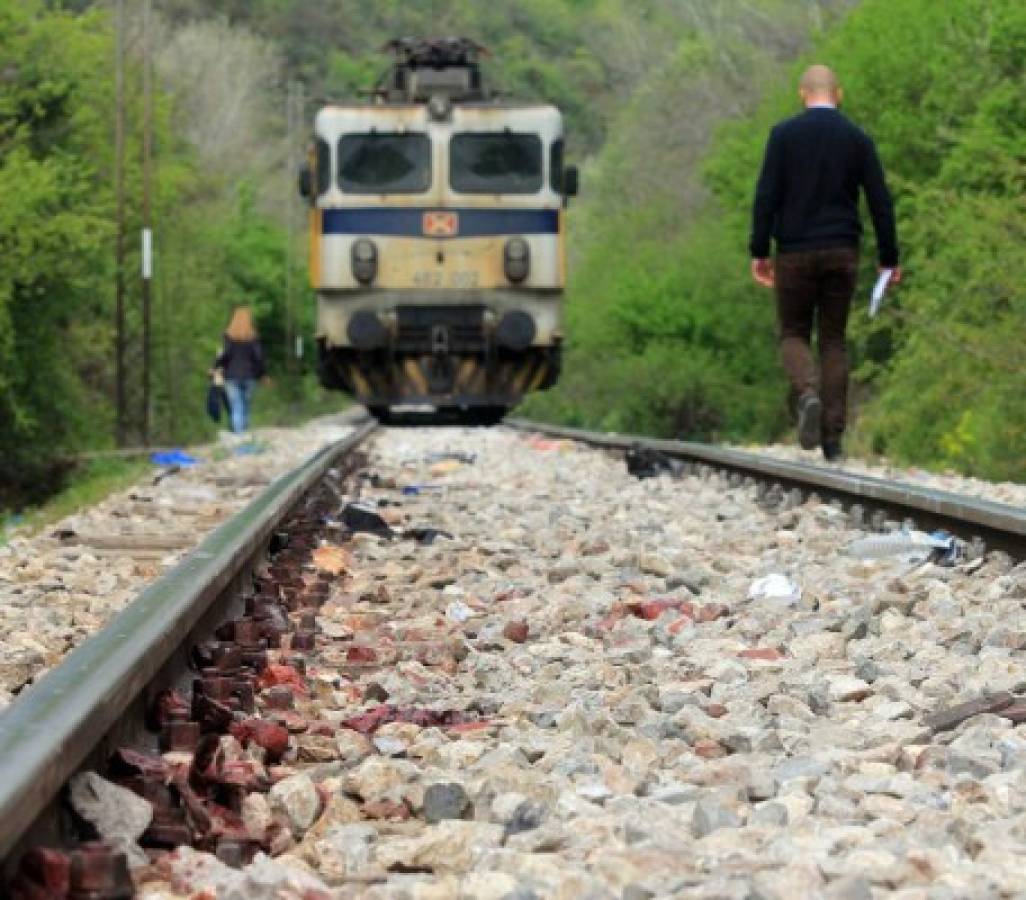 Inmigrantes clandestinos mueren atropellados por un tren