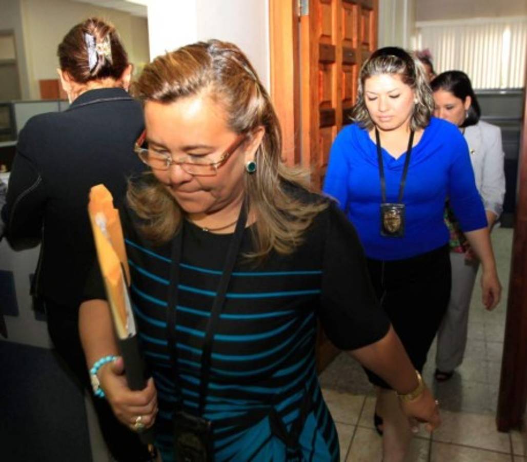 Ministerio Público acusa a familia Gutiérrez y funcionarios de Salud