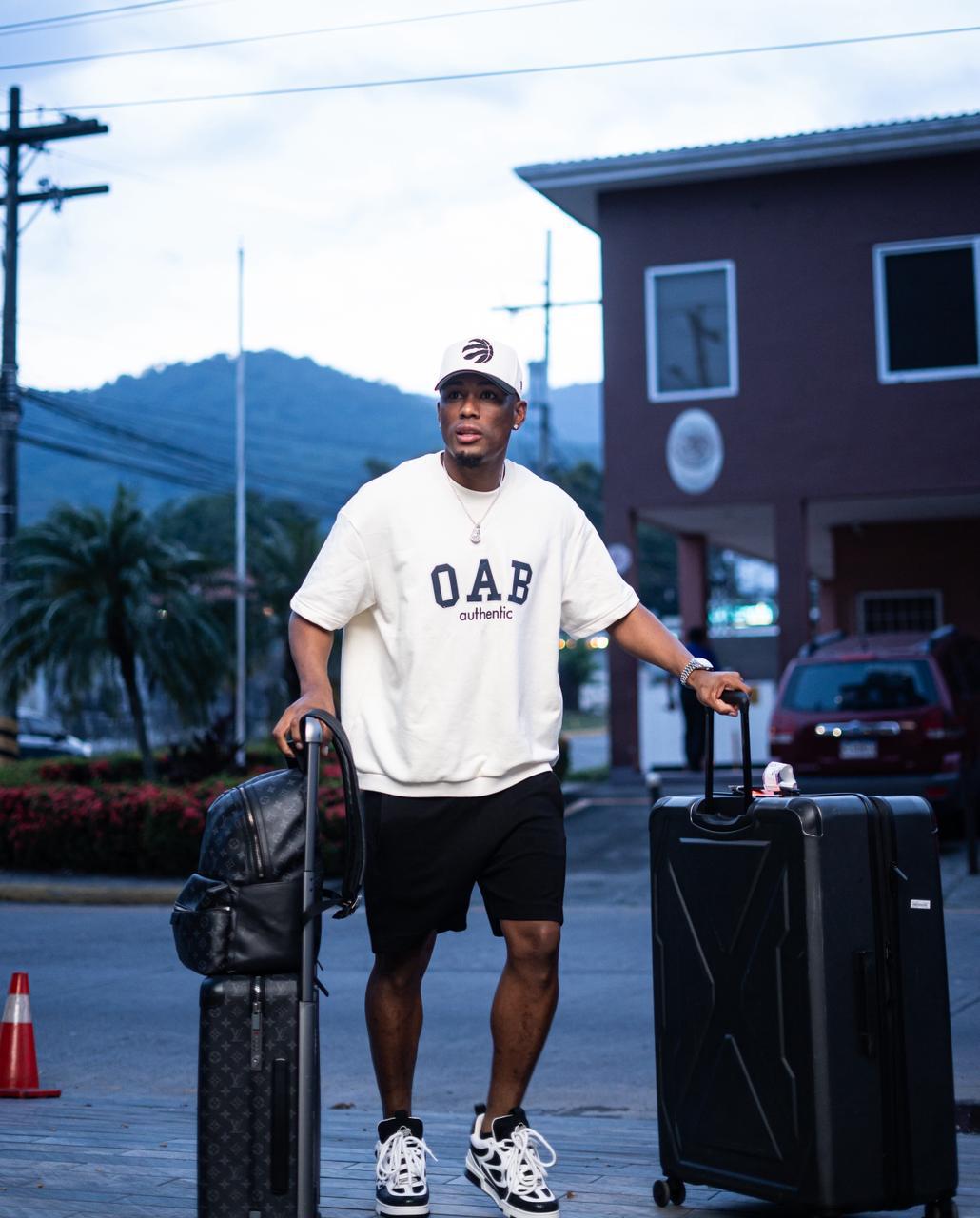 Honduras se concentra: jugador llega en taxi y dos legionarios ya se unieron