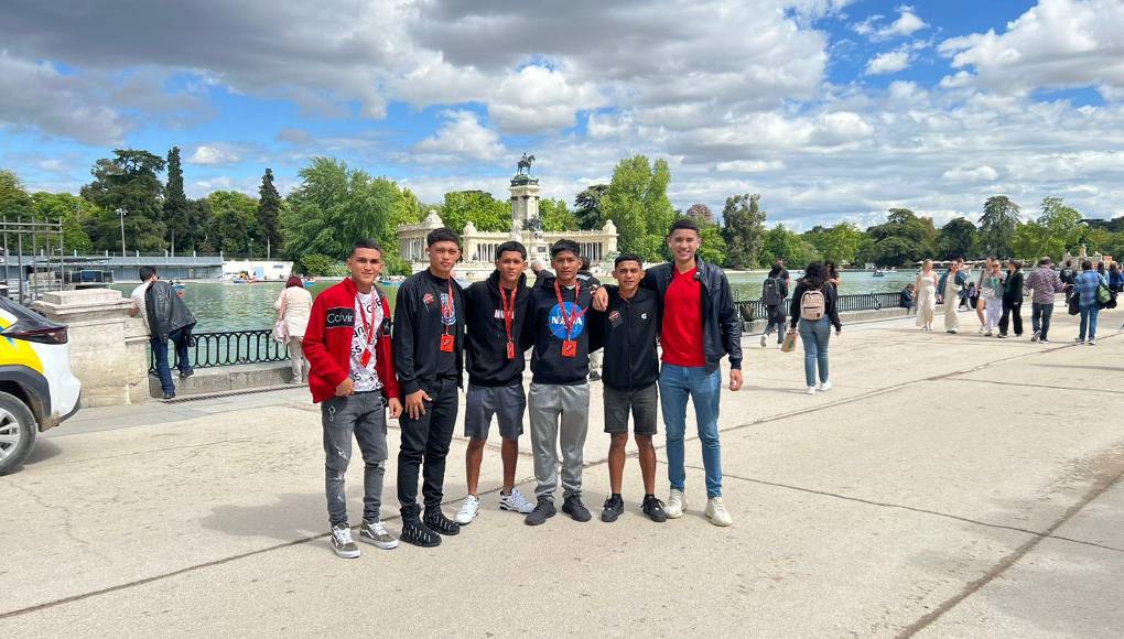 Campeones de Copa Gatorade disfrutan de Madrid y mirarán juego de Champions en el Bernabéu