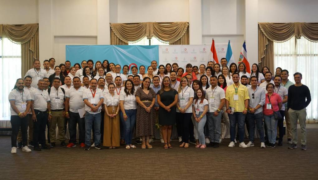 Todo incluido tenía la capacitación VIP del Instituto de la Propiedad en hotel de Tela