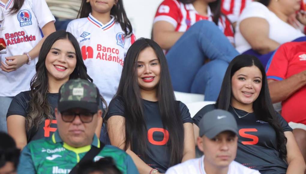 ¡Solo bellezas! Estadio Nacional se llena de lindas chicas para final de Olimpia ante Marathón