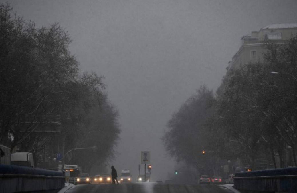 Alerta roja en Madrid por las fuertes nevadas que deja Filomena (FOTOS)