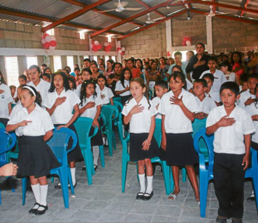 Alumnos con excelencia académica brindan tutorías a reprobados en El Corpus, Choluteca