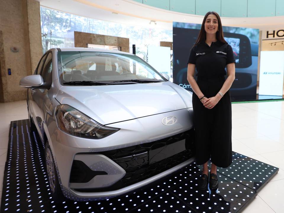 <i>Francesca García, gerente de marca Hyundai en Excel, presenta el Grand i10 Hatchback como más que un automóvil, es una experiencia de conducción. </i>