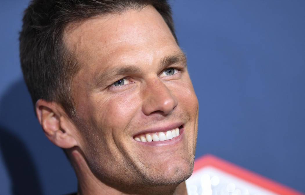 Tom Brady, el mejor jugador de la historia del fútbol americano, dice adiós