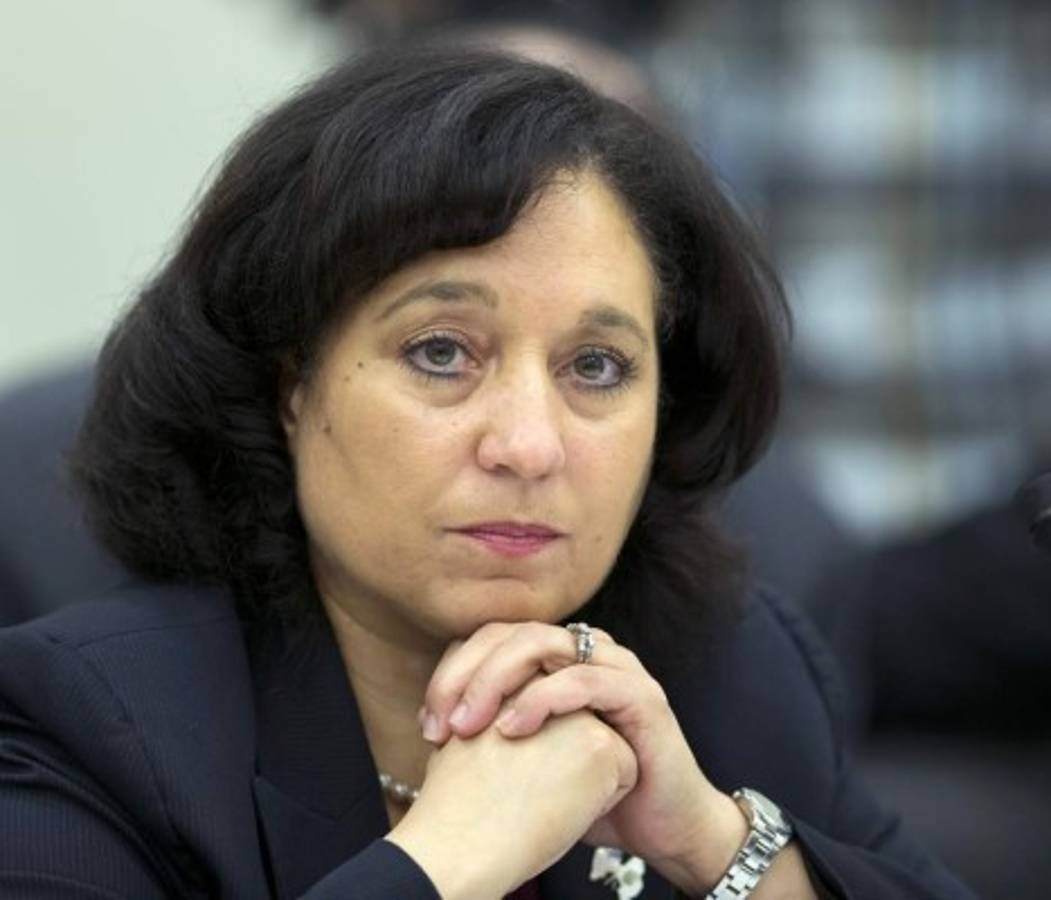 Jefa de la DEA renuncia por escándalo de agentes con prostitutas