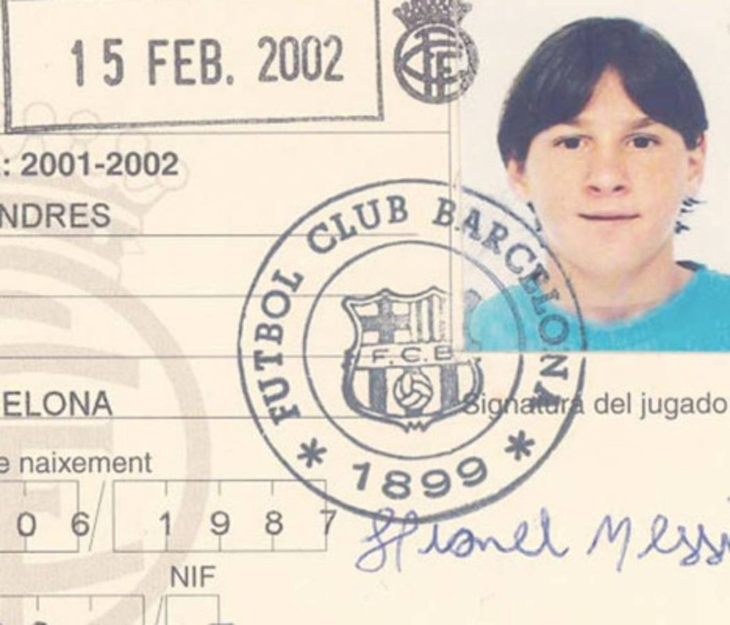 Lionel Messi cumple 12 años años con el Barcelona
