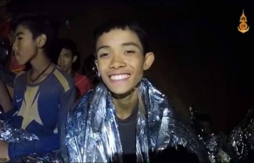 Así es el dramático rescate de los niños atrapados en una cueva de Tailandia