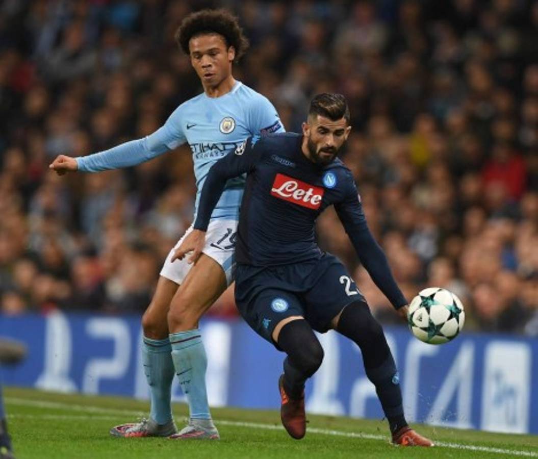 Manchester City derrotó 2-1 al Napoli y es líder del grupo F de la Champions League