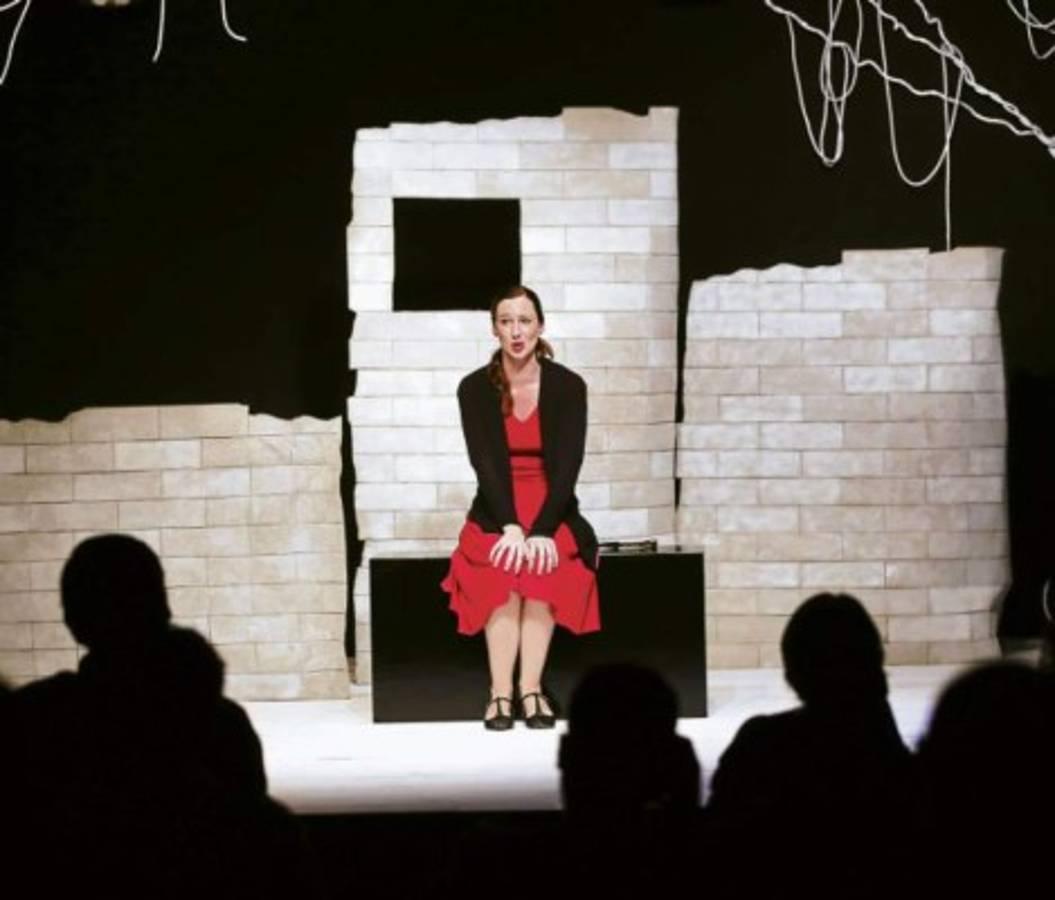 Inma López, la española que conquistó el teatro hondureño