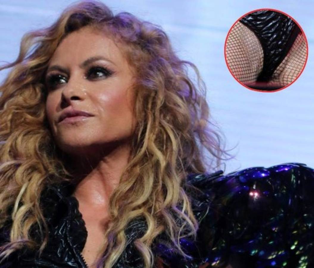 Paulina Rubio: Le falla el vestuario y muestra entrepierna
