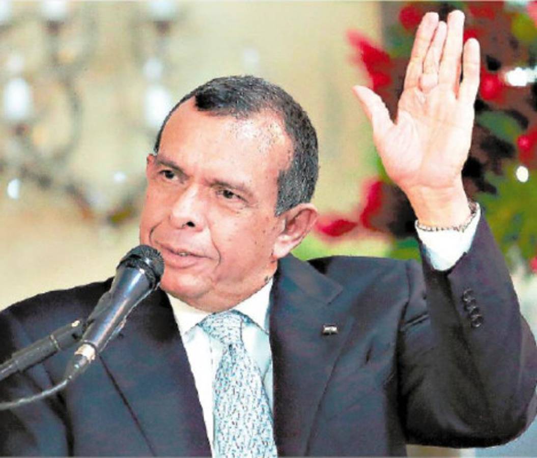 Lobo afirma que cumplió a cabalidad