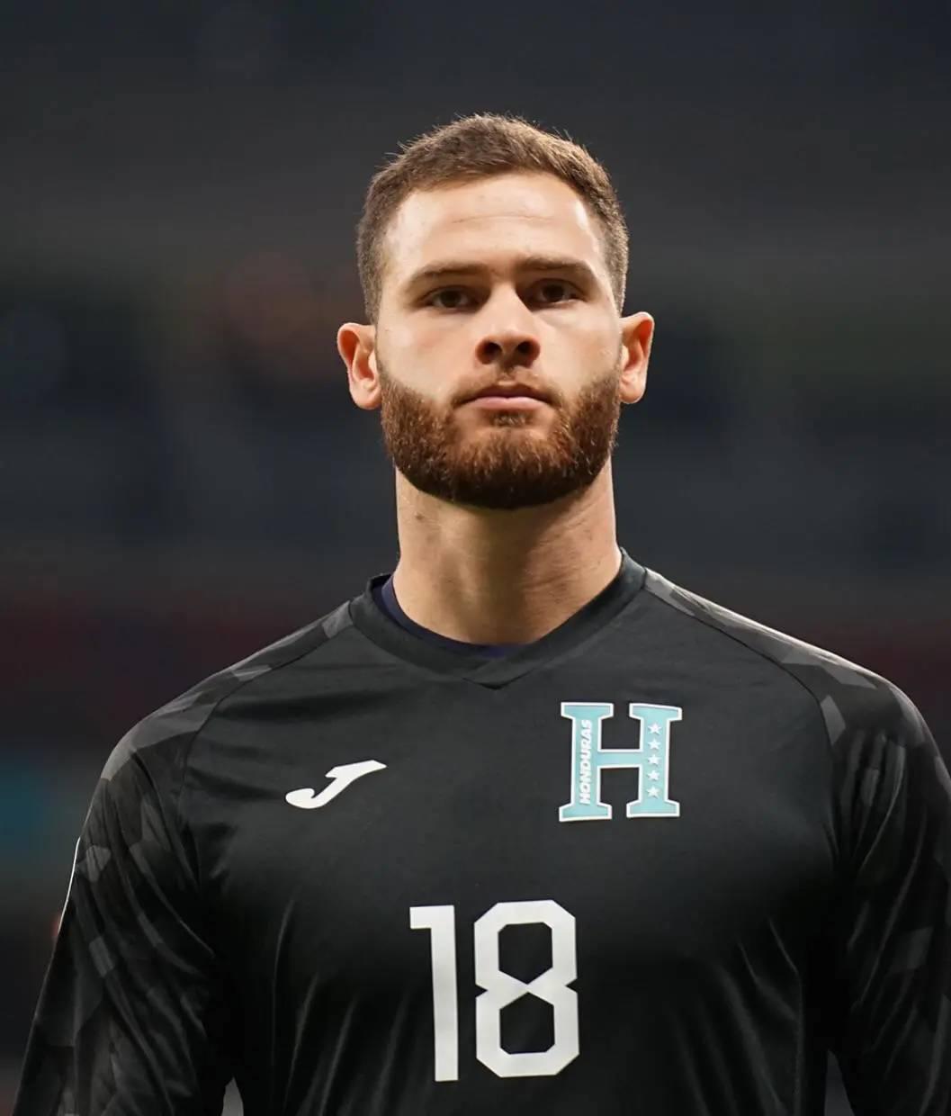 Fue seleccionado de Honduras, dejó el fútbol y ahora juega otro deporte