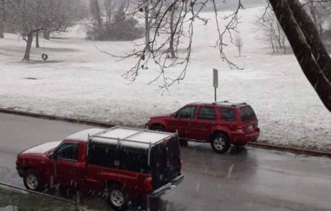 Los estragos causados por tormenta invernal en EEUU; suma un muerto