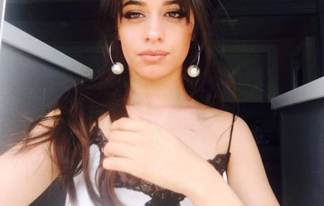 Camila Cabello, una cantante que derrocha sensualidad y buen estilo