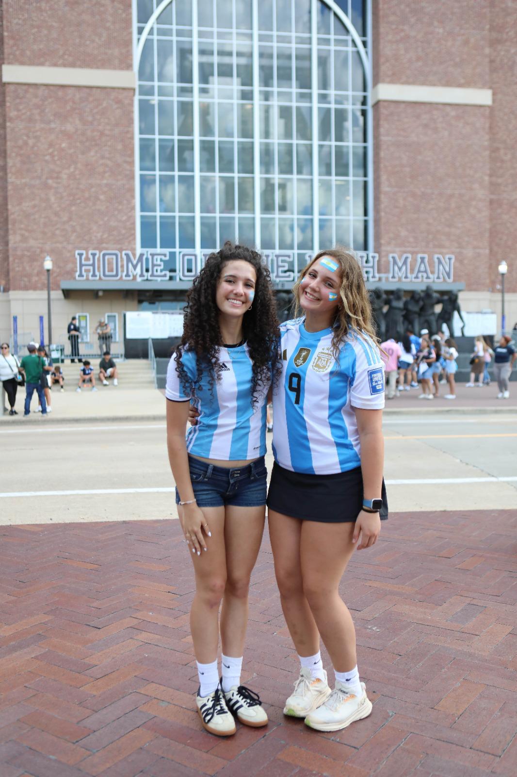 Las bellas chicas argentinas captadas en juego ante Honduras en College Station