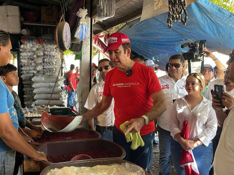Ahora, con el Partido Liberal, Nasralla busca ganar las elecciones primarias y ser candidato presidencial para los comicios generales.