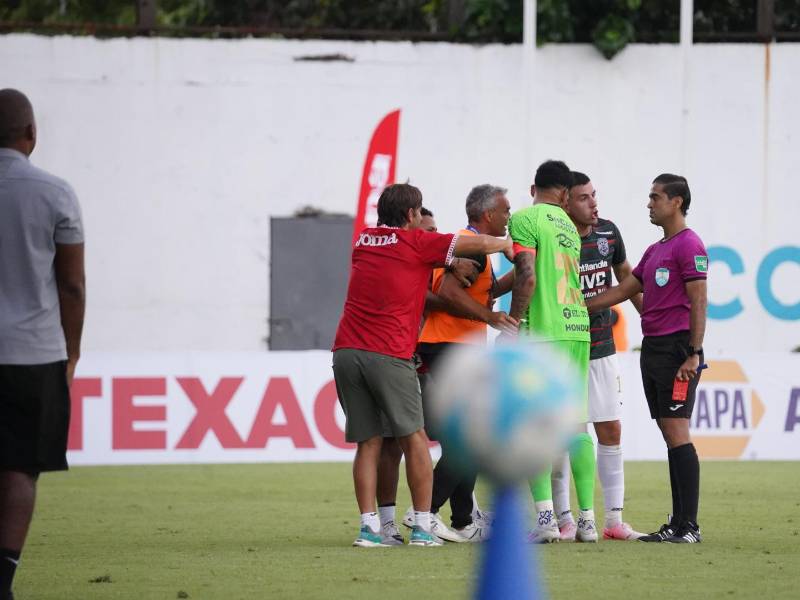 Real España derrota a Marathón en el clásico sampedrano y lo baja de las nubes