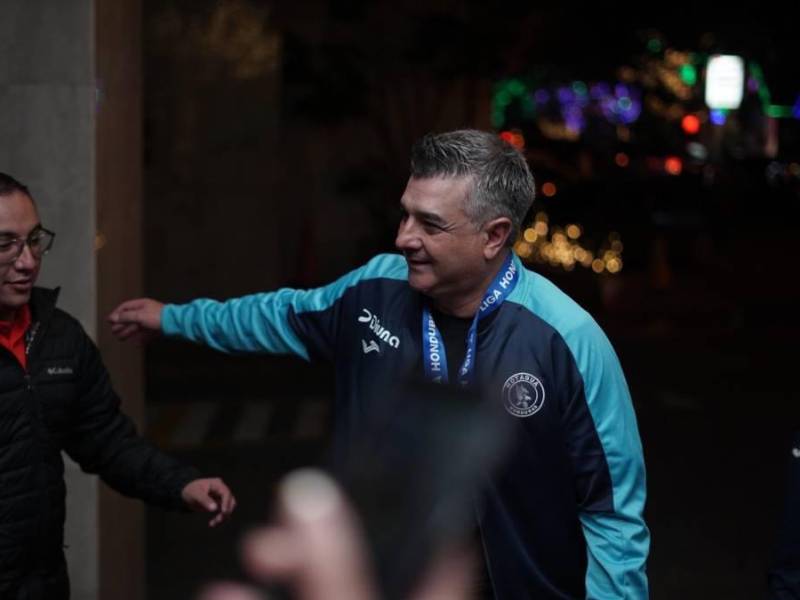 Diego Vázquez se destapa: Fichajes, Troglio, campeonato de Motagua y mensaje a José García