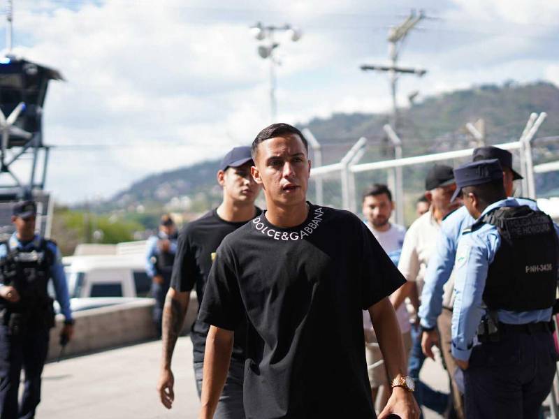 Olimpia golea a Real España y se corona campeón del Clausura consiguiendo el título 39