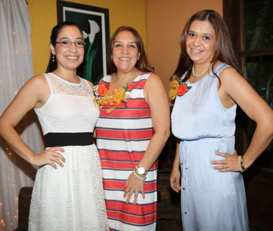 Velada prenupcial en honor a Irza