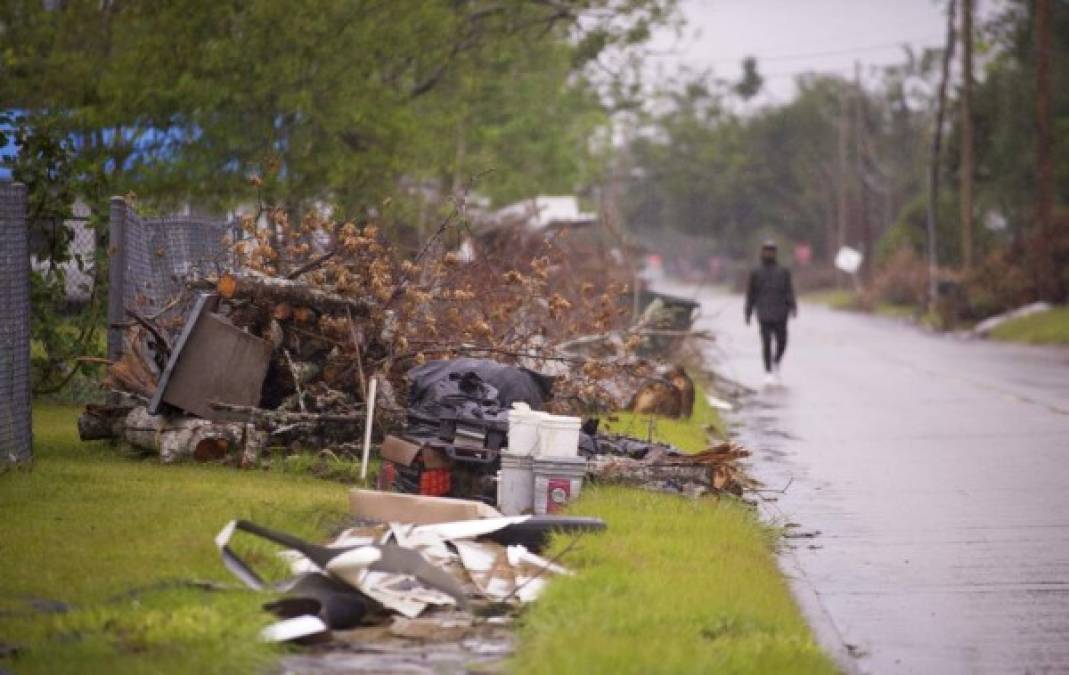 Los efectos devastadores de la tormenta tropical Delta en EEUU