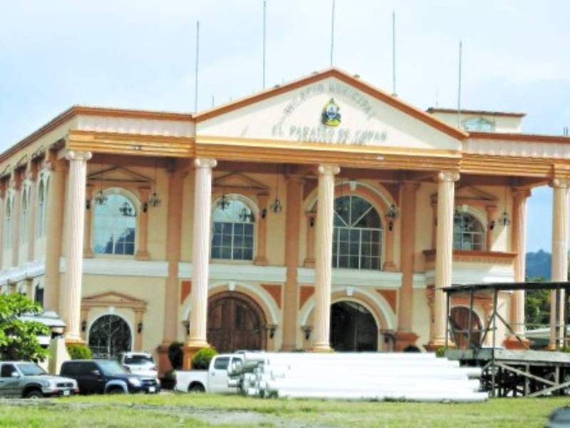 Así es el monumental palacio municipal de El Paraíso, Copán. Foto Grupo OPSA