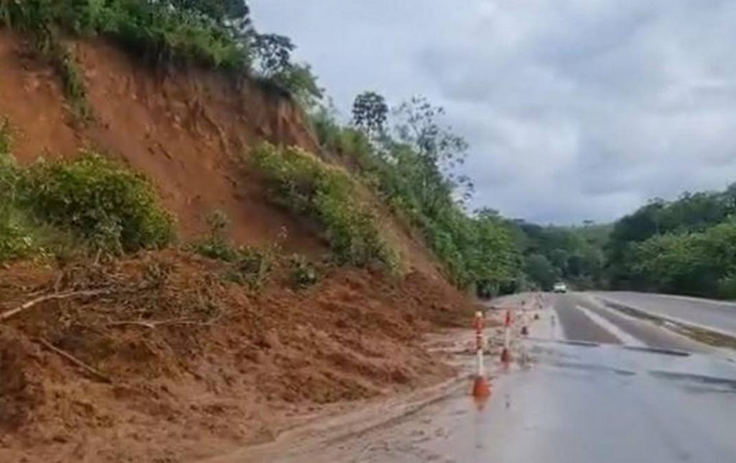 Muerte, desbordamientos y evacuados: Daños tras lluvias que afectan a Honduras (Fotos)