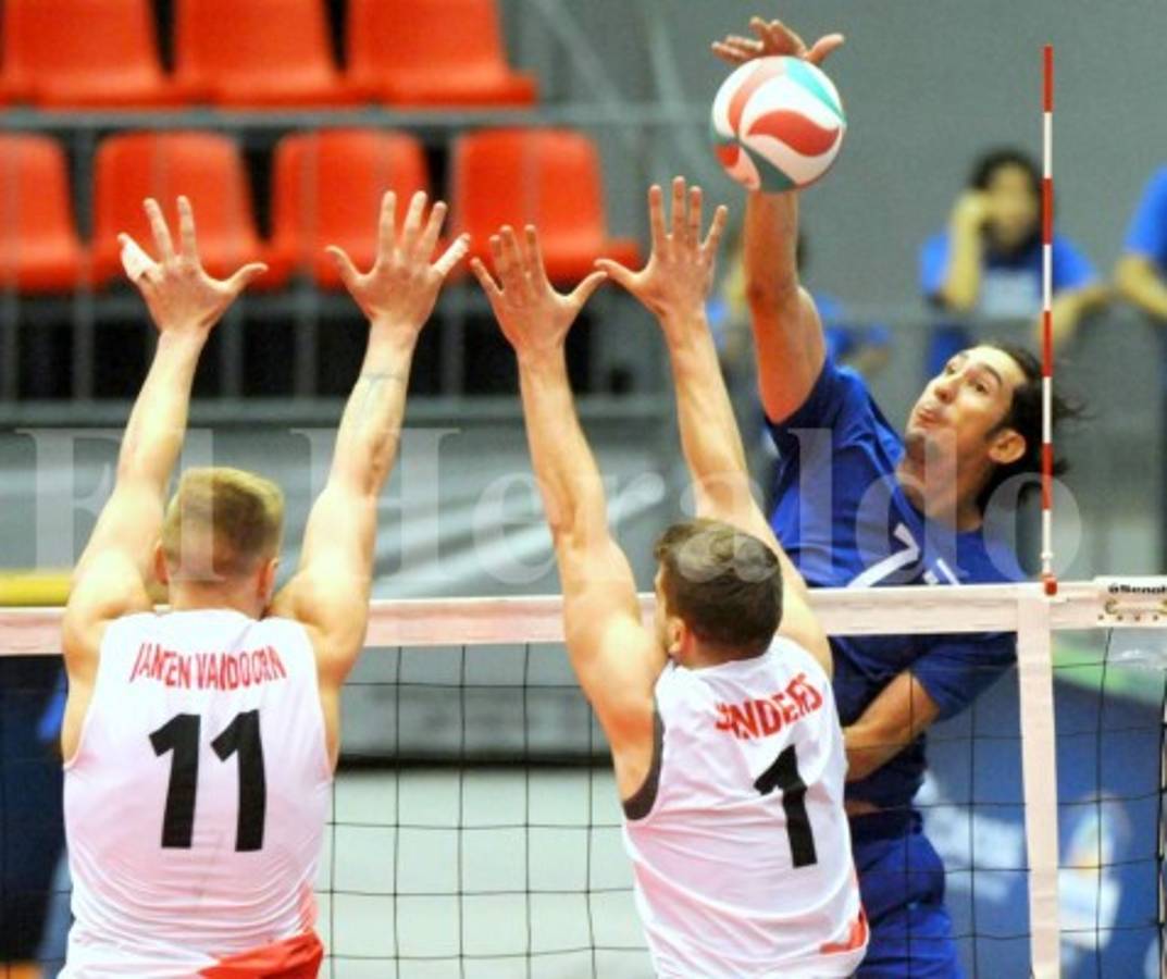 Honduras ganó el clásico centroamericano en el continental del volibol