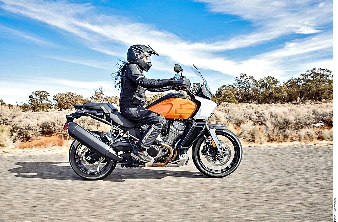 Pan America 1250 Special: salida espectacular sobre dos ruedas