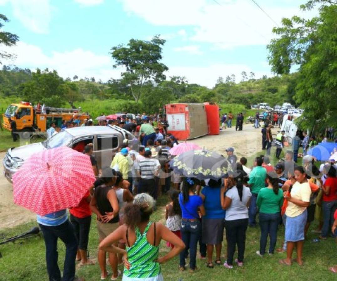 Suman 17 los fallecidos en accidente vial en la zona norte de Honduras