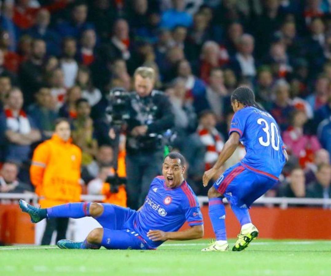 Con el Pistolero Luis Suárez también hay felicidad en el Barça