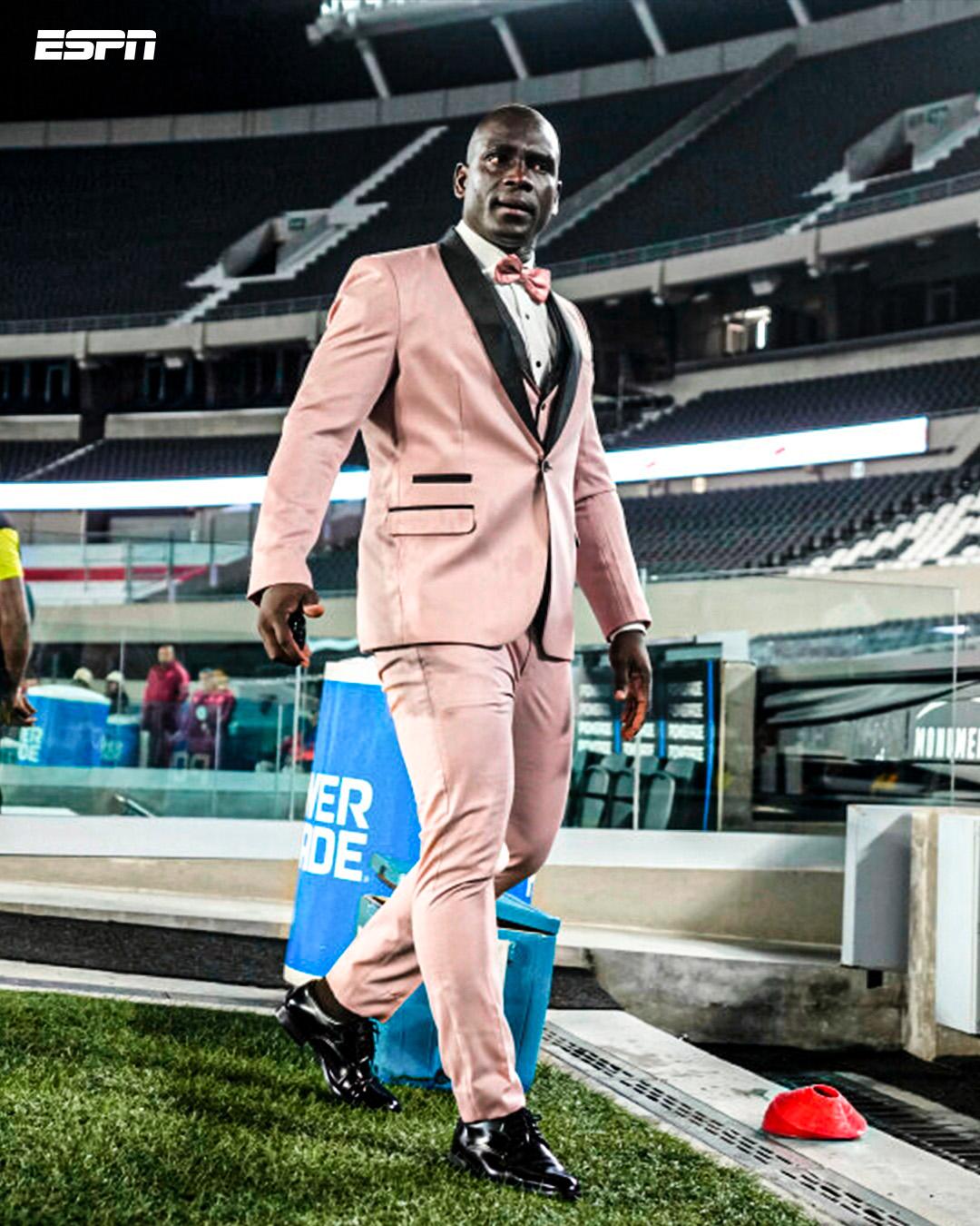 Los looks más icónicos de Segundo Castillo, DT del Barcelona de Ecuador