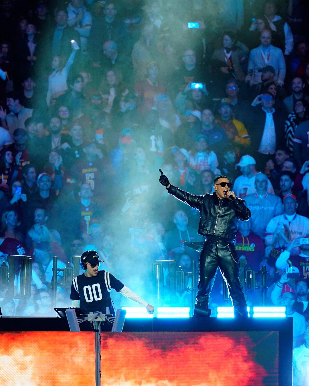 Banda hondureña aparece con Bizarrap y Daddy Yankee en show de medio tiempo