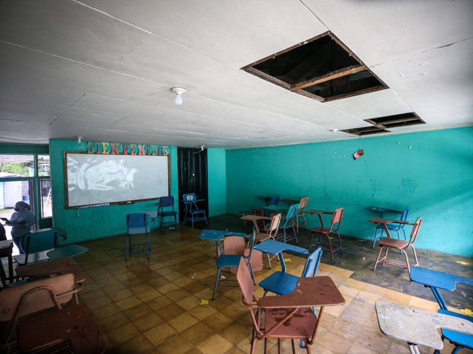 Muchos centros educativos registraron daños en el techo debido a las fuertes lluvias reportadas entre finales de septiembre e inicios de octubre.